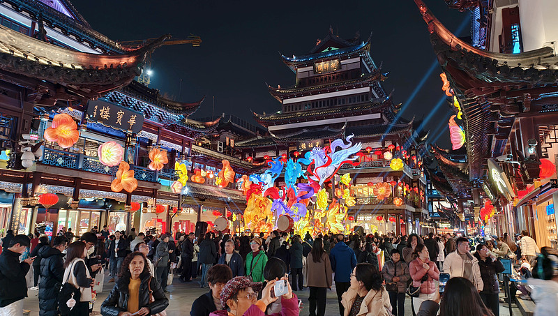春節連休、中国人の旅行消費総額が8000億元突破