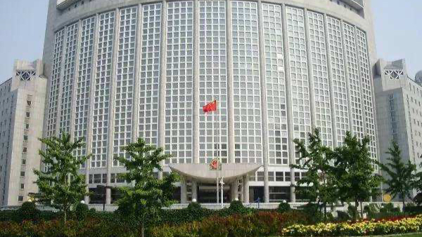 習主席の特別代表がアゼルバイジャンで開催の世界都市フォーラム首脳会議に出席