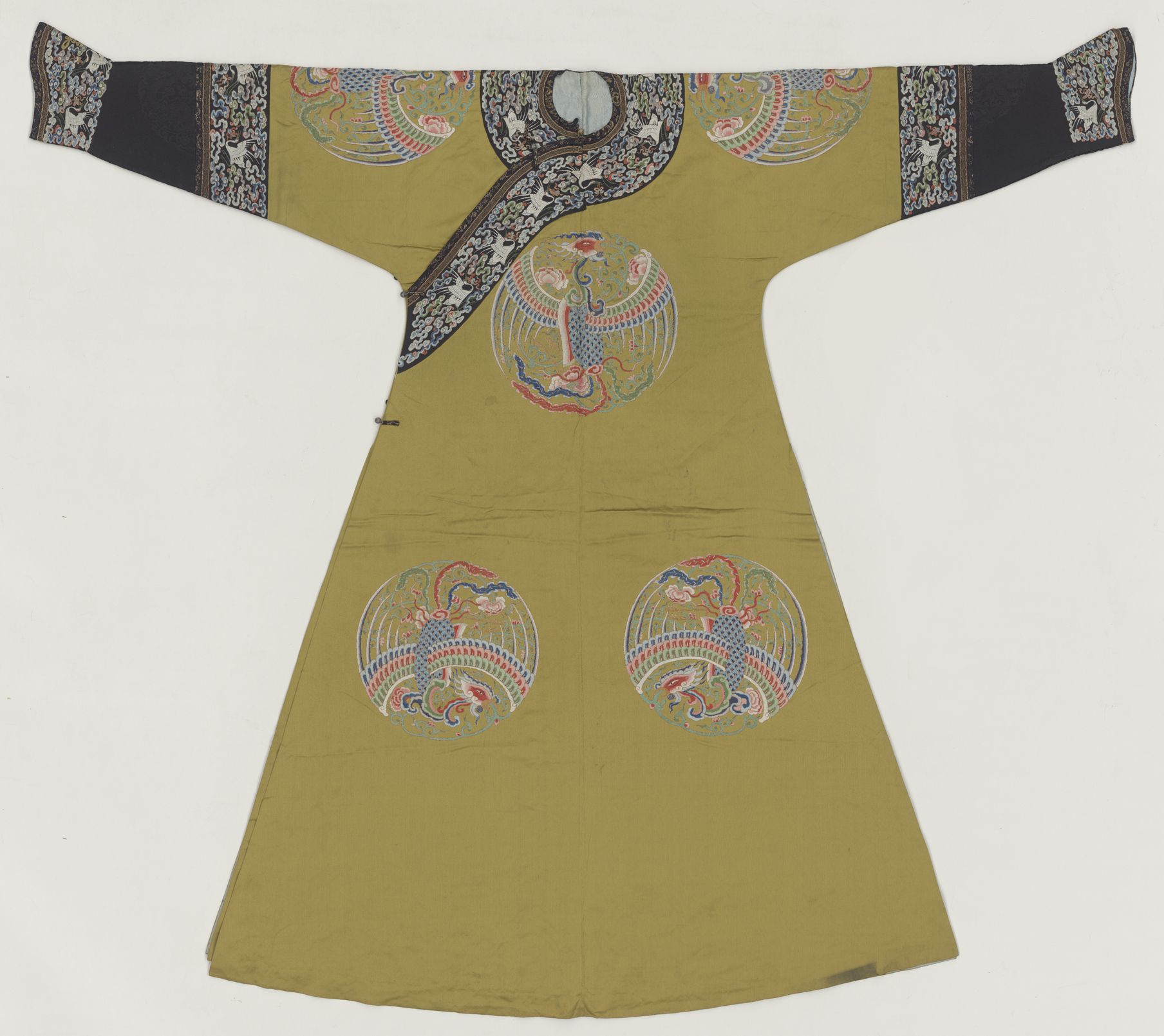 故宮博物院蔵の清代帝后服飾展、上海で7月開催