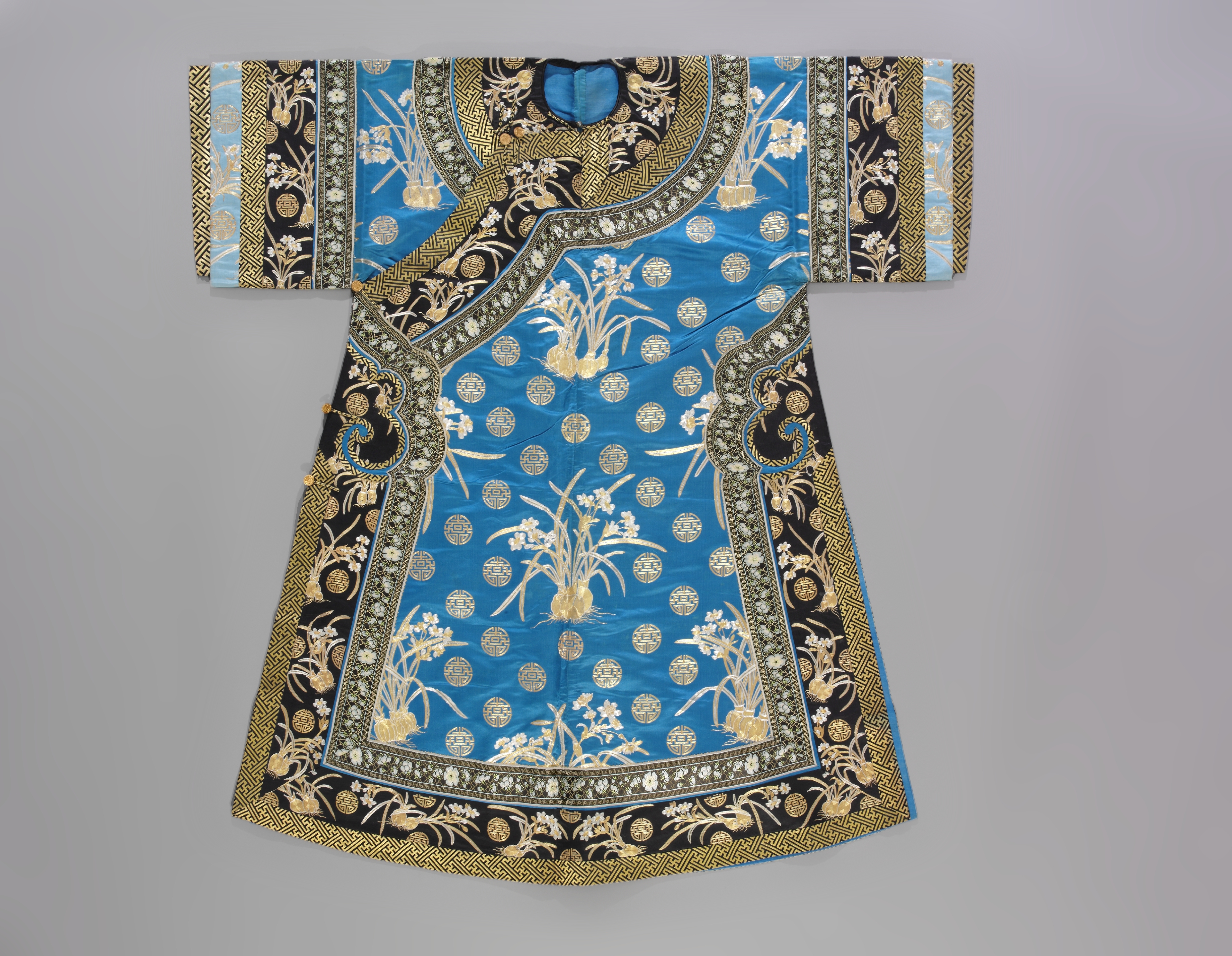 故宮博物院蔵の清代帝后服飾展、上海で7月開催
