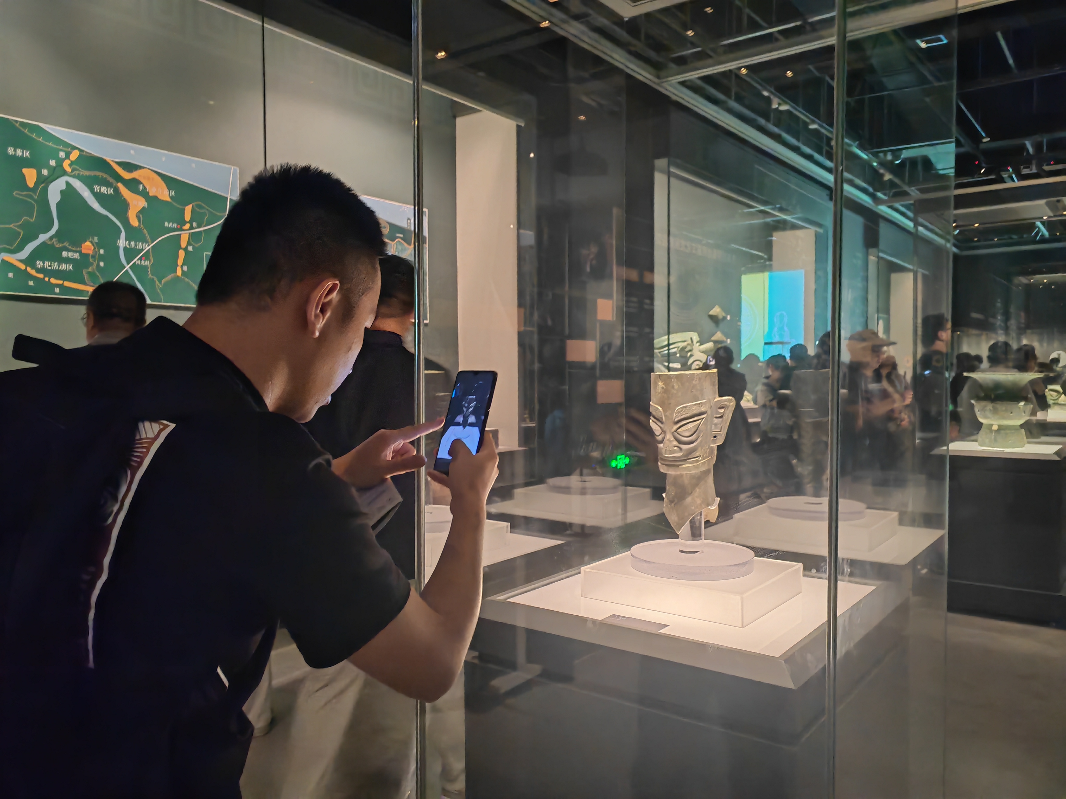 西夏陵博物館で四川と寧夏の青銅文化財展 約200点を展示