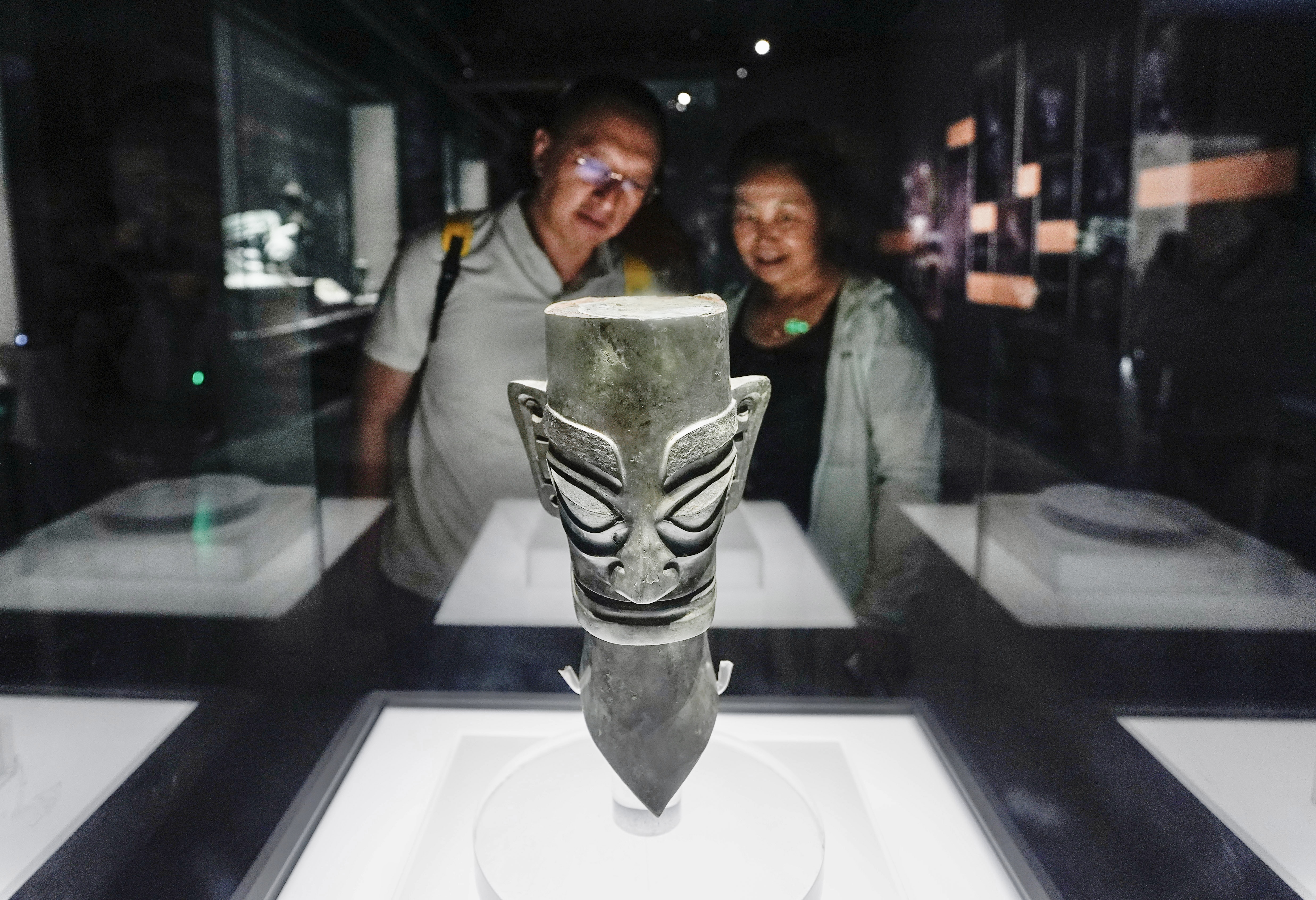 西夏陵博物館で四川と寧夏の青銅文化財展―中国