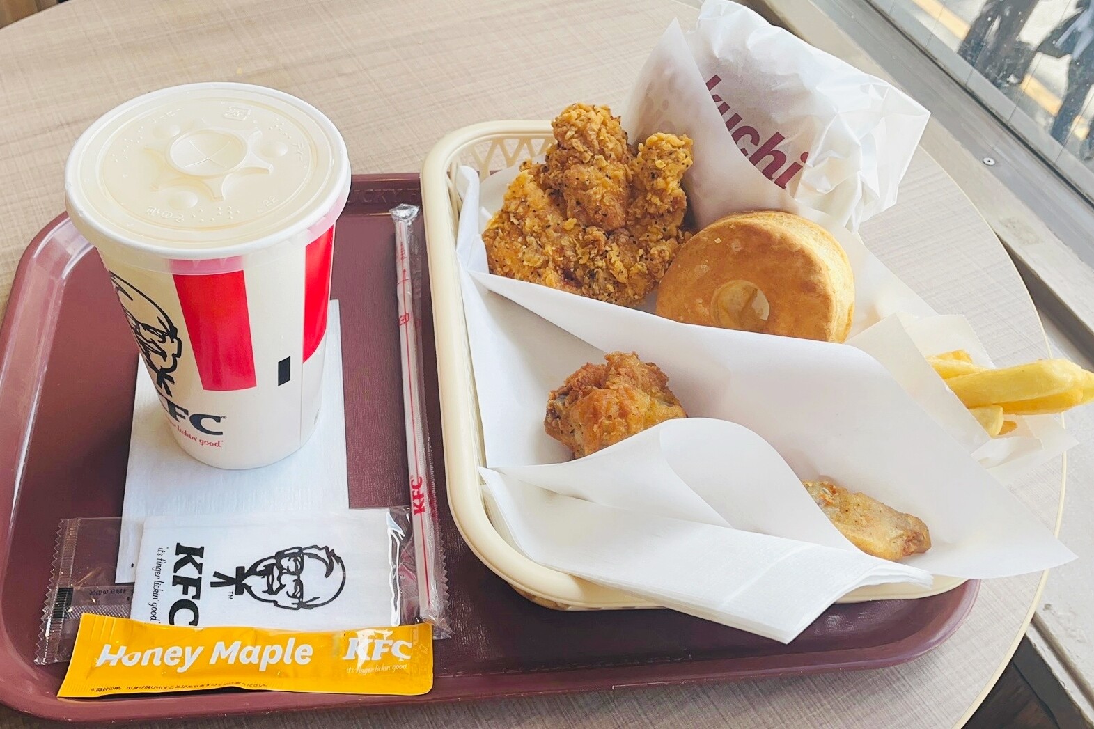 Xmasにケンタ 台湾女優困惑｜ニフティニュース