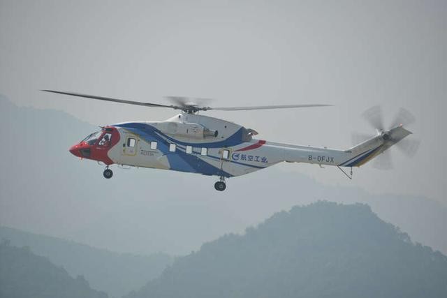 航空機・ヘリコプター Y.Y 13トン級大型多用途民間用ヘリ「AC313A」が初飛行に成功―中国