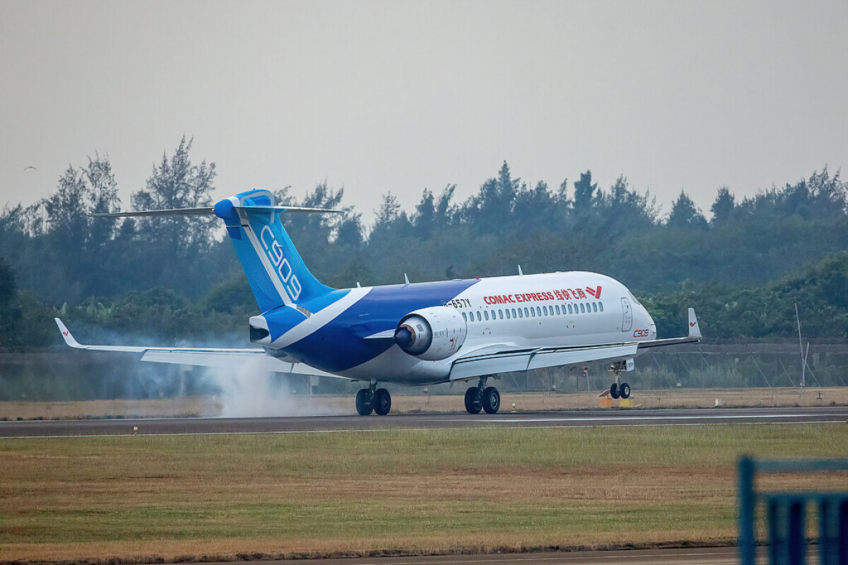 中国の国産旅客機C919、初の国際線に就航へ