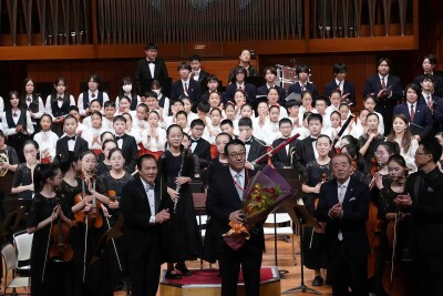 前例のない訪問、中国の農村部の子どもたちが日本で演奏会