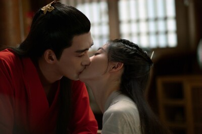 国民的スターのチャン・ハン主演「北月と紫晴～流光に舞う偽りの王妃
