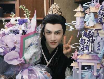 レオ・ロー新ドラマ「魅影神捕」がクランクアップ、海外ファンも大注目