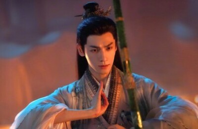 レオ・ロー新ドラマ「魅影神捕」がクランクアップ、海外ファンも大注目