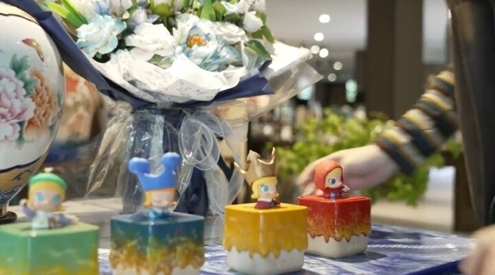 陶磁器の名産地・景徳鎮で「作品を作って売る」陶芸体験が人気に―中国